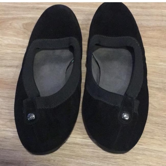 Stuart Weitzman ‘suede givable’ flats - Picture 5 of 7